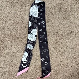 CHANEL Black & White Camellia Twilly Scarf with Pink Tips